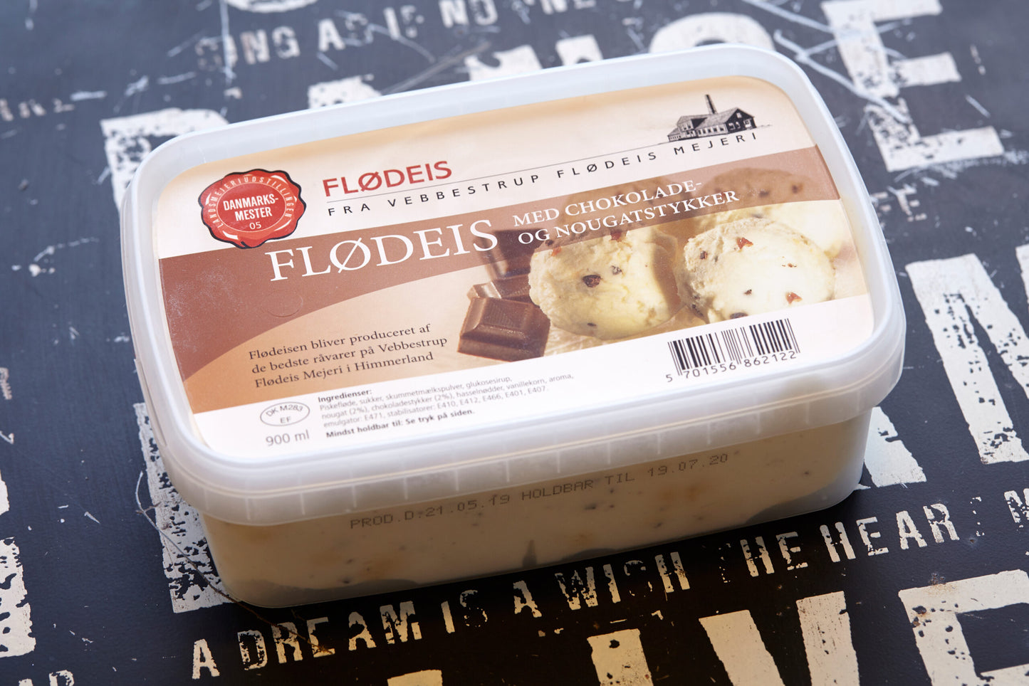 Flødeis m. choco/nougat