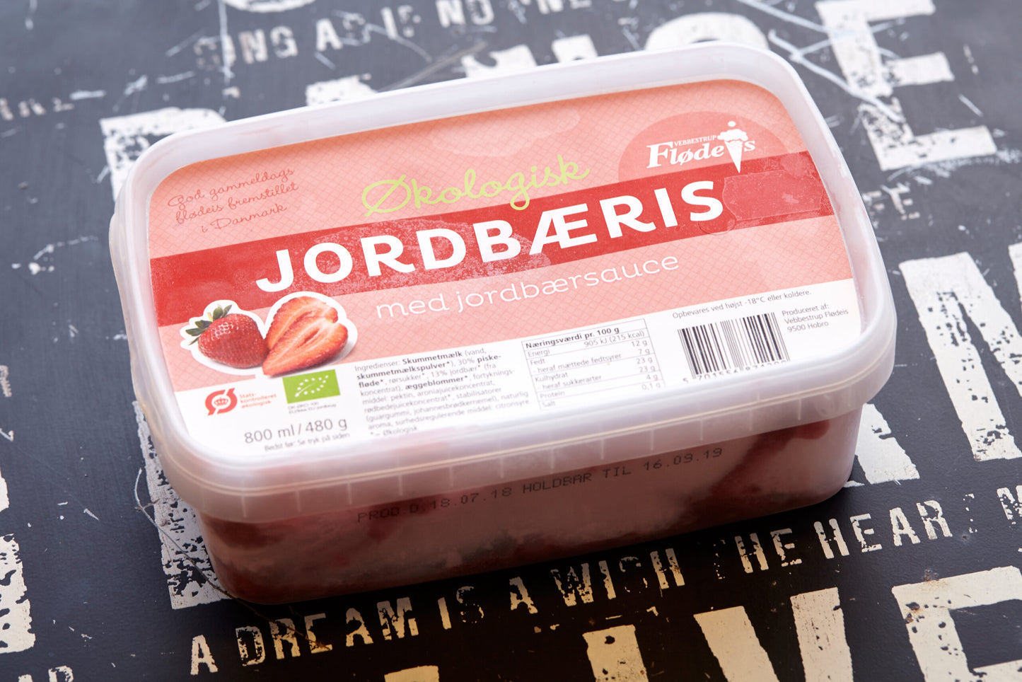 Øko jordbæris m. sauce